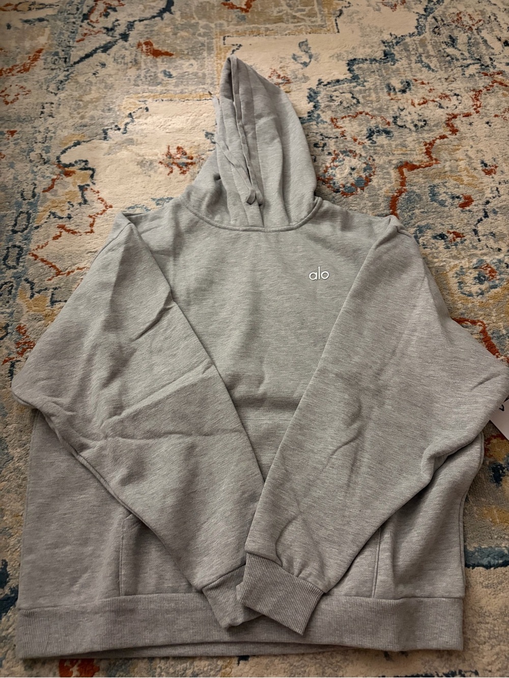 NWT Alo Yoga Accolade Hoodie Athletic Heather Grey